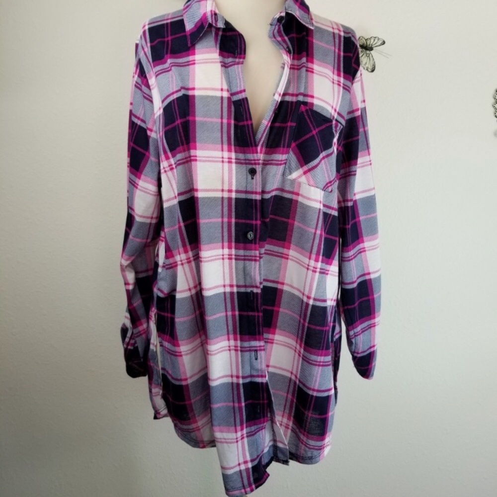 Hype Lon plaid tunic button down with lace detail